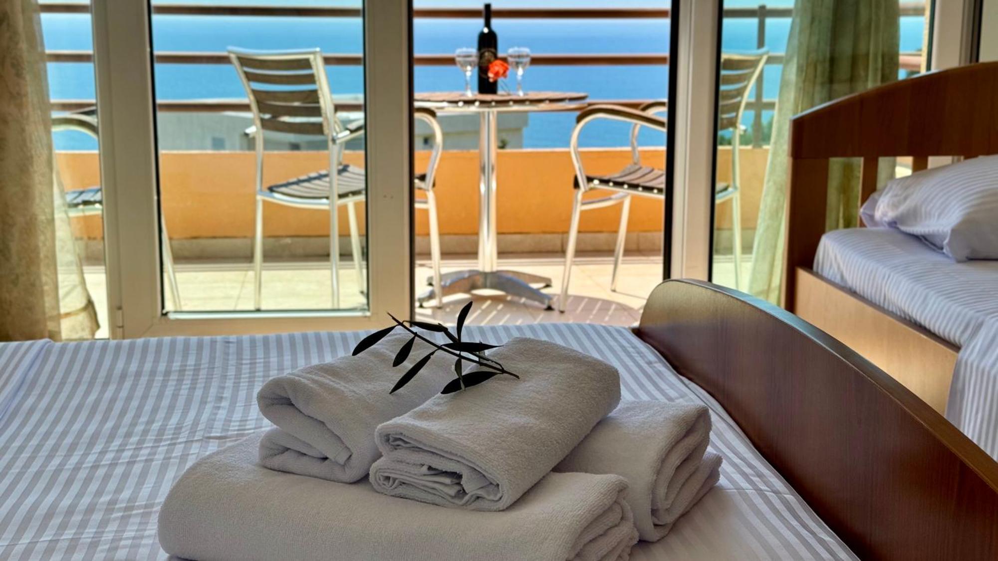 Sea La Vie Apartments ウルツィニ エクステリア 写真